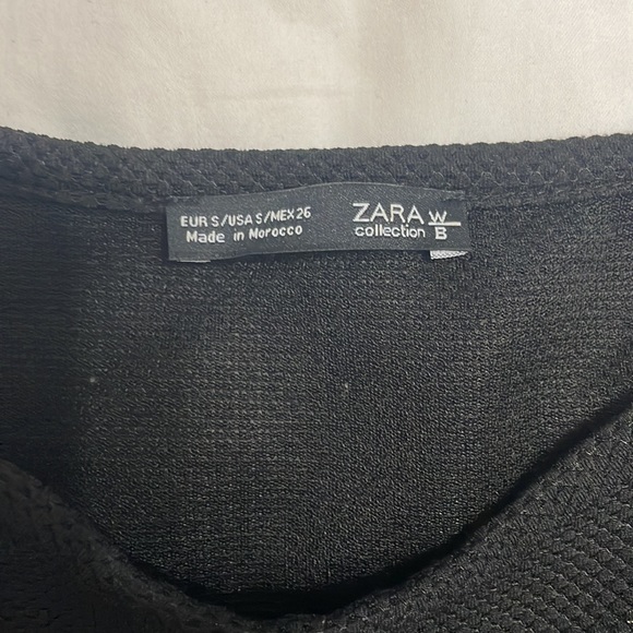 Zara black crop top with open shoulders - Picture 3 of 3